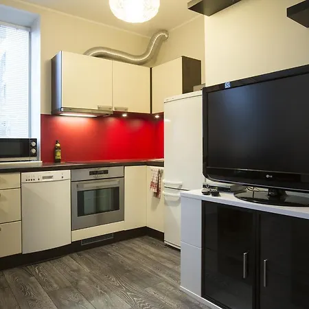 Joe - With Sauna In The Center *