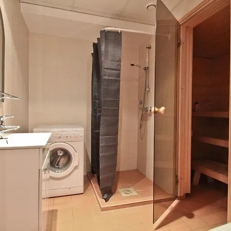 Joe - With Sauna In The Center * טאלין